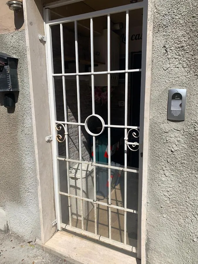 La Casina Di Bruna Livorno 0*,  Italien